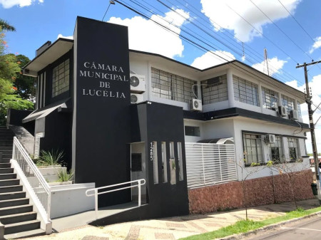 LucÃ©lia: Vereadores derrubam vetos da prefeita Tati Guilhermino em sessÃ£o da CÃ¢mara