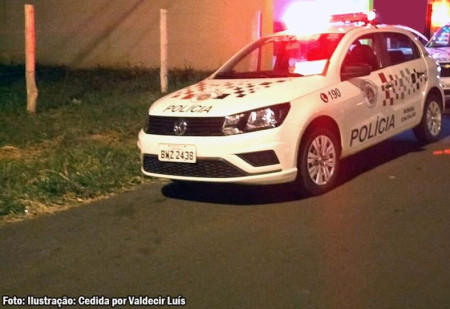 LadrÃµes furtam escritÃ³rio de empresa no centro de Bastos