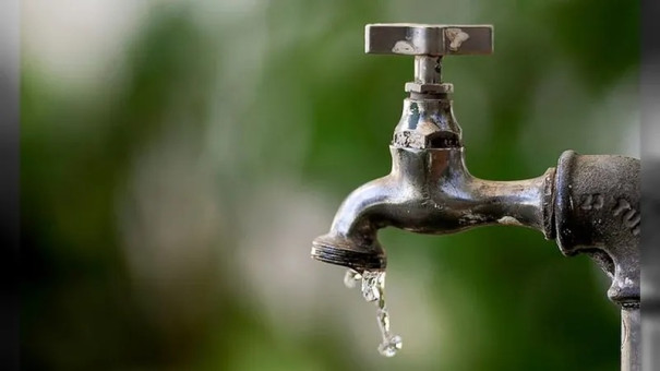 Você Repórter: Moradores de Osvaldo Cruz reclamam de falta de água no final de semana