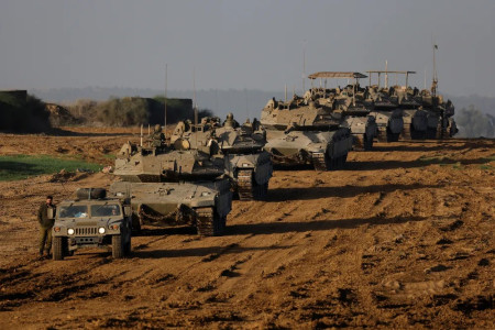 Tanques militares de Israel deixam Gaza apÃ³s inÃ­cio da trÃ©gua com o Hamas