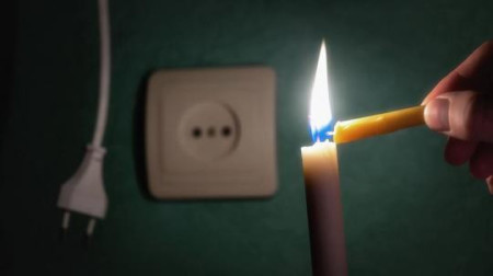 Rompimento de cabo deixou parte de Osvaldo Cruz sem luz neste domingo