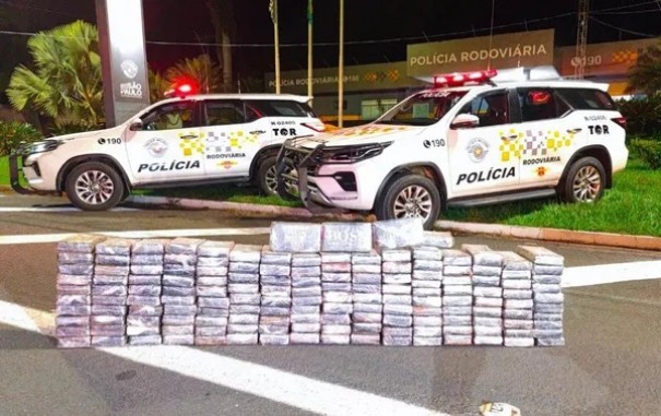 Homem  preso com mais de 160 quilos de cocana em rodovia de Araatuba