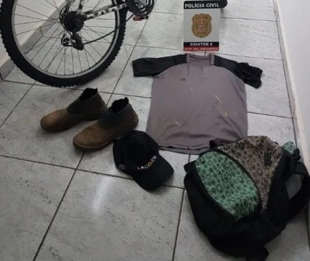 Jovem � preso suspeito de ter furtado R$ 3 mil de caixa de mercado, em Junqueir�polis