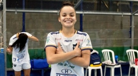 Atleta adamantinense é convocada pela CBF para torneio internacional de futsal feminino