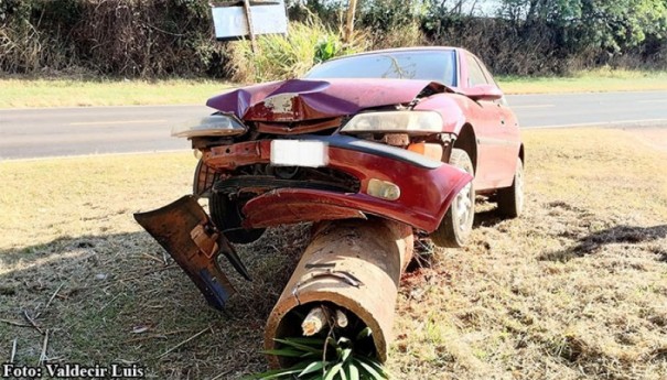 Ao desviar de animal, motorista sofre acidente em vicinal de Bastos