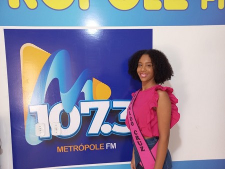 Jovem Ana Laura vai participar do concurso Miss e Mister Brasil Pacífic, em Porto Alegre