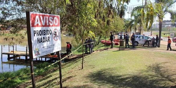 Corpo de Bombeiros tenta localizar homem que desapareceu em lago em Len��is Paulista