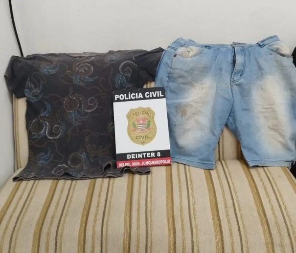 Suspeito de se passar por policial, invadir casa e estuprar adolescente � preso temporariamente em Junqueir�polis