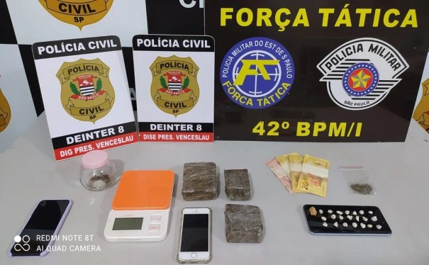 Pol�cias cumprem mandados de busca e prendem duas pessoas com crack e maconha, em Santo Anast�cio