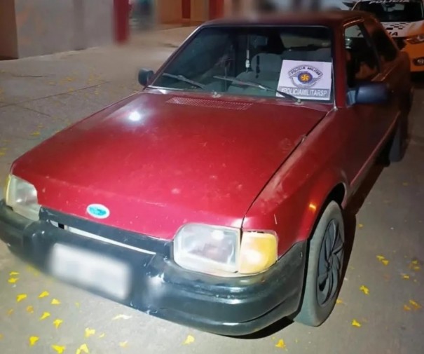 Suspeito de furtar ve�culo � preso depois de persegui��o policial na Rodovia Comandante Jo�o Ribeiro de Barros, em Fl�rida Paulista