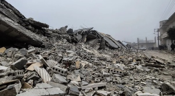Turquia registra segundo forte terremoto; nmero de mortos passa de 1,8 mil