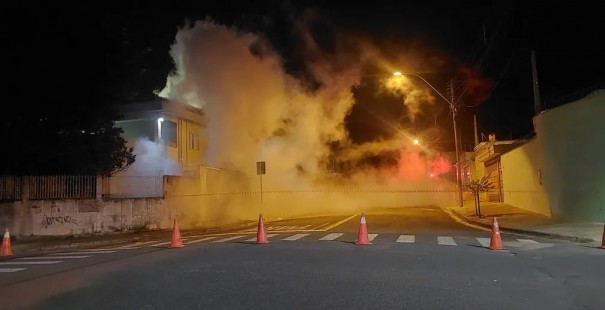 Com risco de exploso, moradores deixam casas s pressas aps vazamento de oxignio puro em hospital de Marlia
