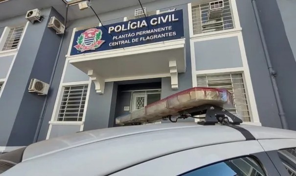 Homem  visto carregando televiso na cabea e acaba preso em flagrante por furtar residncia na Vila Universitria, em Presidente Prudente