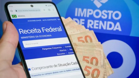 Contribuinte que optar por receber restituição por Pix terá prioridade; veja novidades do IR