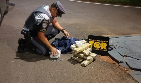 Passageiro de ônibus interestadual é preso em flagrante com quase 11 kg de drogas, em Presidente Venceslau