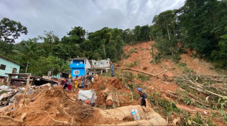 Agência da Sabesp de Osvaldo Cruz recebe doações para vítimas das chuvas no Litoral Norte