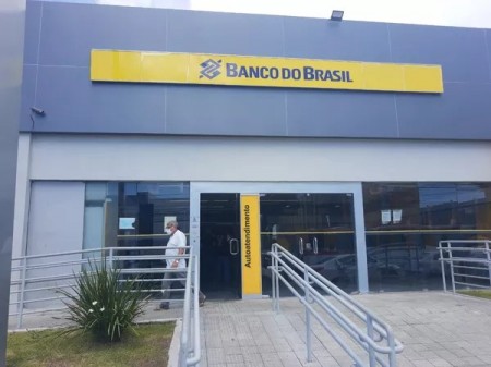 Inscrições para concurso do Banco do Brasil terminam nesta sexta-feira (24)