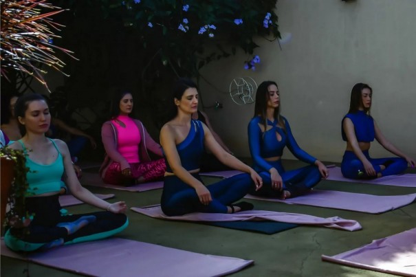 Refgio Urbano traz para Osvaldo Cruz a vivncia 'Yoga para todos'