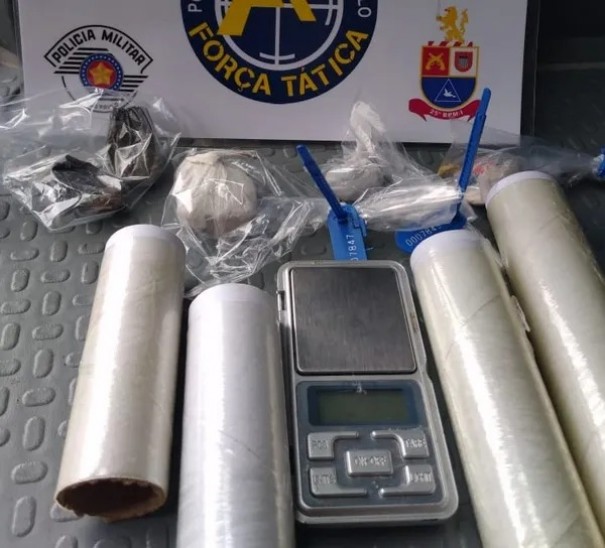 Ap�s ser flagrado com crack, maconha e coca�na, homem � preso por tr�fico de drogas no Jardim Brasil�ndia, em Dracena