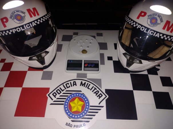 Durante Opera��o Satura��o, Pol�cia Militar faz apreens�o de entorpecente em Osvaldo Cruz