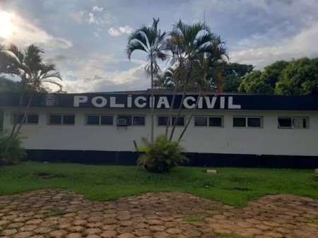 Casal suspeito de extorquir e esfaquear devedor na cobrança de dívida de R$ 15 mil acaba preso em Salmourão