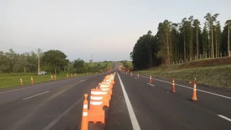 Polícia Rodoviária sinaliza interdição de Rodovia devido às fortes chuvas