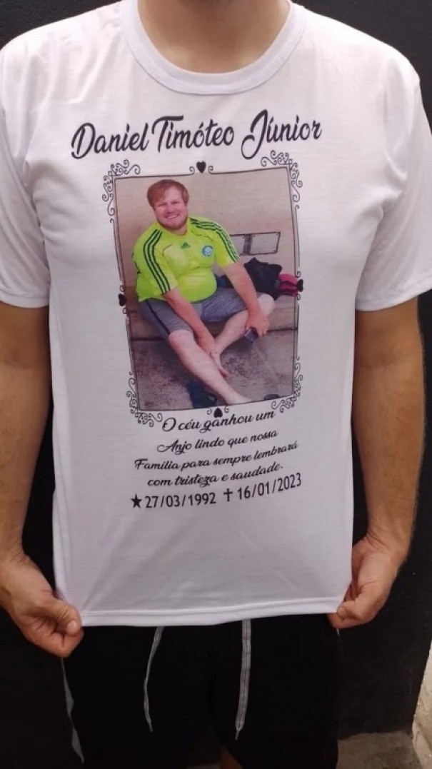 Turista morto ap�s levar descarga el�trica em banheiro era motorista de app e salvou a filha de choque; 'Ato final foi ser her�i', diz irm�o