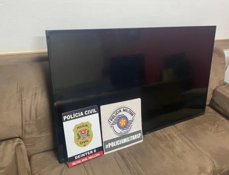 Policiais recuperam televisão adquirida por menos da metade do valor de mercado e receptador acaba identificado em Panorama