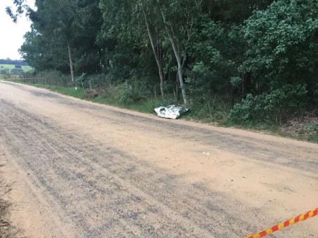 Júri popular condena três réus a penas que variam de 14 a 26 anos de prisão pela morte de adolescente