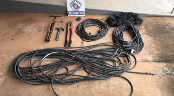 Pol�cia Militar prende homem por furto, em Adamantina e recupera produtos