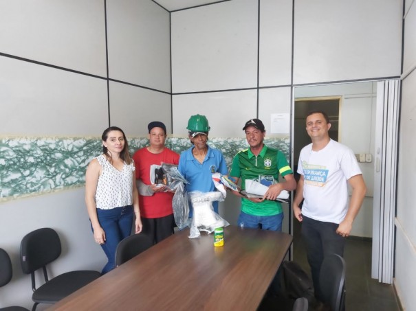 Novos funcion�rios da Secretaria de Educa��o de OC recebem orienta��o t�cnica e EPIs 