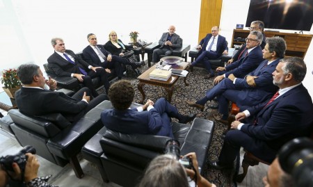 Em nota, presidentes dos Três Poderes chamam atos de 'golpistas'