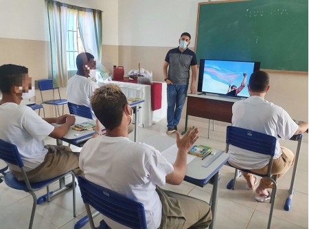 Homens transexuais participam de ação na PF de Tupi Paulista