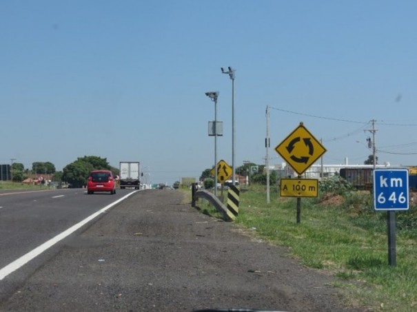 Eixo-SP afirma que radares instalados na SP-294 ainda n�o est�o em opera��o