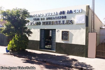 Sindicato Rural de Iacri recebe inscrição para curso profissionalizante de bordado