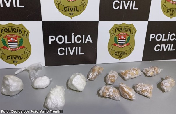 Pol�cia Civil apreende crack e coca�na em distrito de Getulina