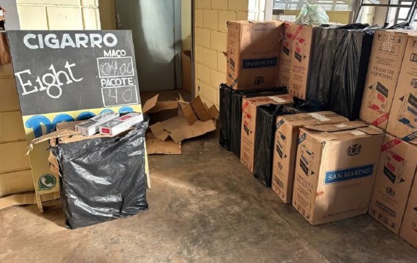 Pol�cia Federal prende tr�s suspeitos de envolvimento com contrabando de cigarro em Mar�lia