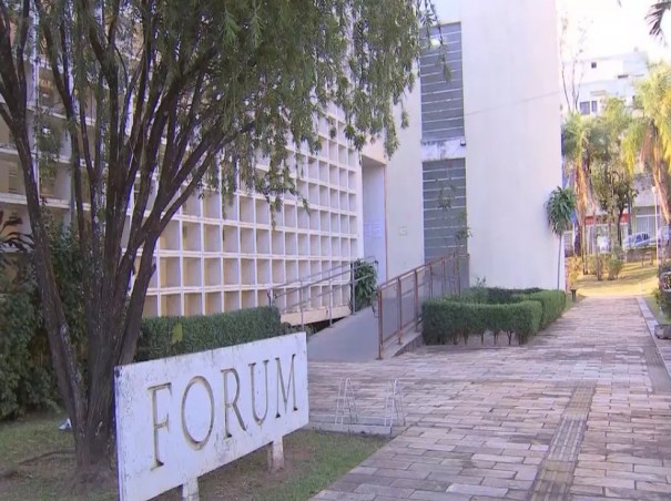 Justi�a condena a 21 anos de pris�o acusado de matar enteado em Mar�lia