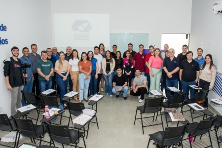 Projeto 'Impulsionando Jovens Carreiras' é lançado pelo Multiplic 