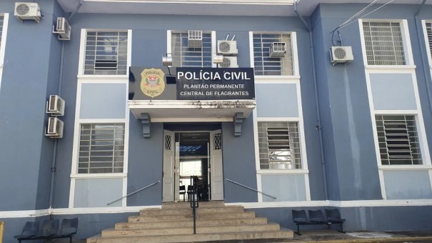 Ap�s dar socos e cabe�adas na ex-mulher, homem � preso por viol�ncia dom�stica em Presidente Prudente
