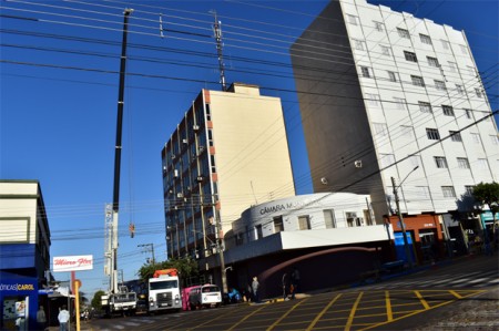 Após denúncia, Justiça suspende licitação da Prefeitura para concessão de terrenos a empresas