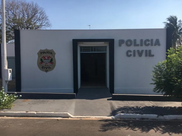 Suspeito � preso por tentativa de homic�dio ap�s esfaquear v�tima, em Flora Rica