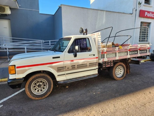 Assaltante usa faca de cozinha para render idoso vendedor de frutas e roubar caminhonete em Presidente Prudente