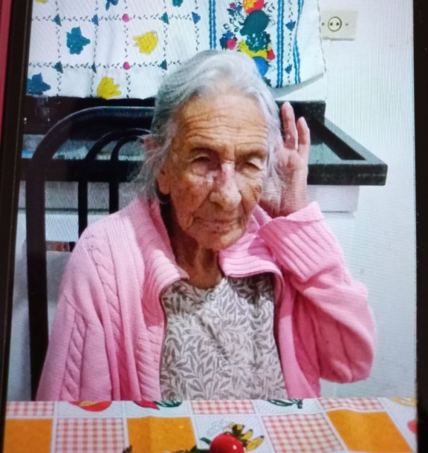 Moradora de Osvaldo Cruz completa 107 anos e ganha itens para festa de anivers�rio da Metr�pole FM e Panificadora DaMary 