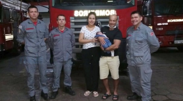 Corpo de Bombeiros de Tup salva recm nascido engasgado