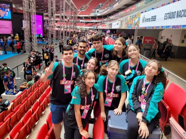Equipe de Rob�tica da escola Sesi de Osvaldo Cruz participa de Torneio Nacional em Bras�lia