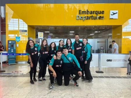 Equipe de robótica do Sesi de Osvaldo Cruz está na Austrália para participar de campeonato mundial