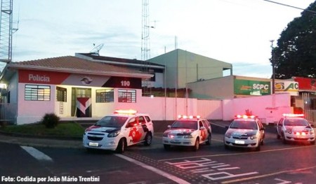 Polícia militar de Pompeia registra flagrante de injúria racial que resultou em prisão