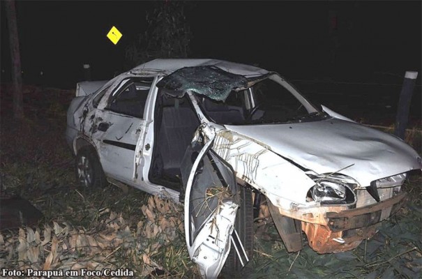 Carro se envolve em acidente em vicinal do mun�cipio de Rinop�lis