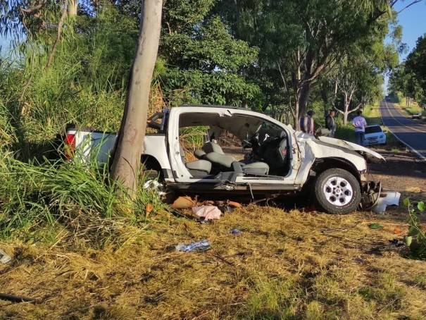 Rapaz de 20 anos envolvido em acidente de tr�nsito que resultou na morte de mulher, em Regente Feij�, segue internado no HR